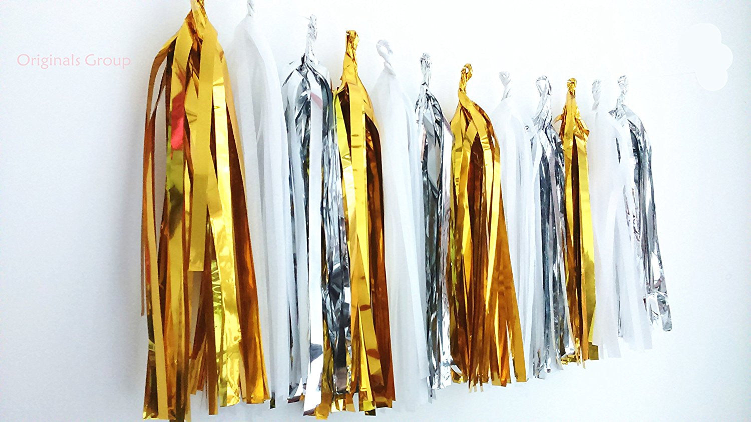 12 X Tissue Paper Tassels for Party Wedding Gold Garland Bunting Pom Pom - Originalsgroup